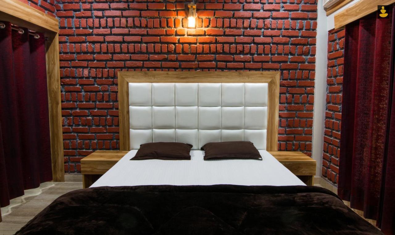 Sahastradhara Riverresort Dehradun Eksteriør billede